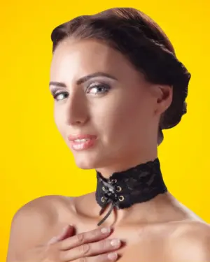 Cottelli - Széles, fűzős csipke nyakpánt (fekete)