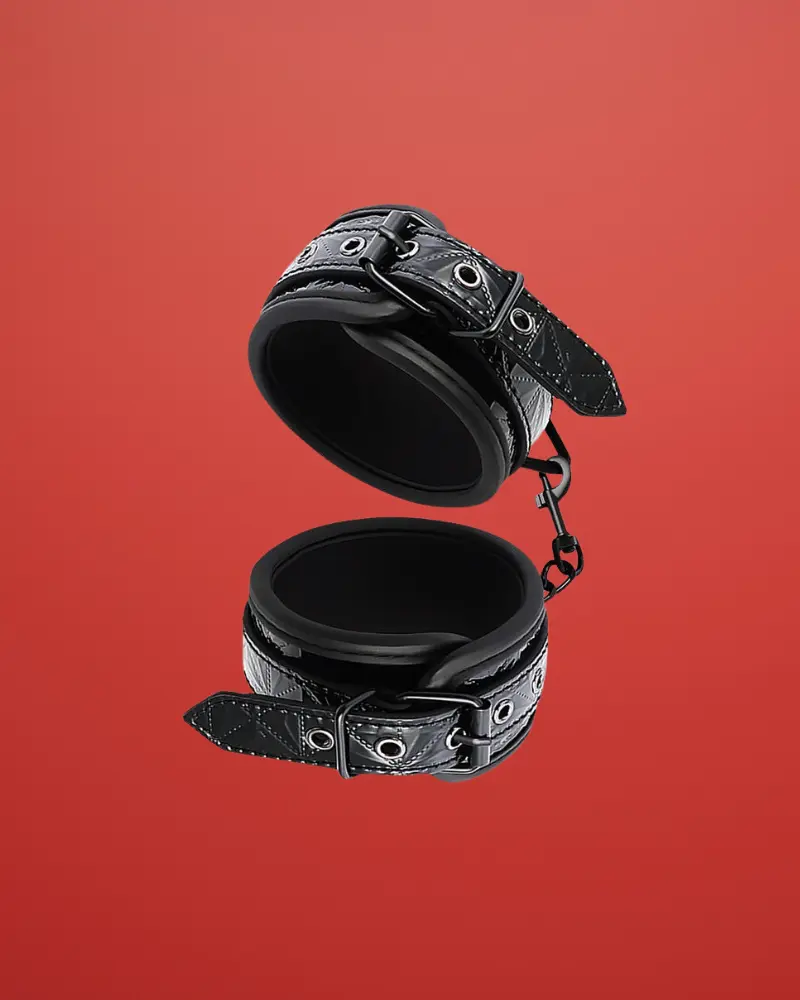 Intoyou Black Sapphire - Állítható műbőr csuklókötöző (fekete)