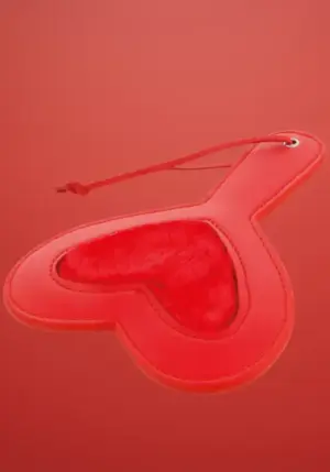 Darkness - Szivecskés paskoló lapát (piros)