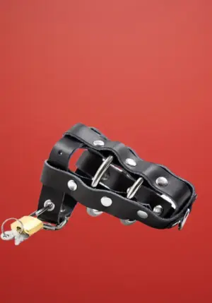 Ohmama - Pénisz kaloda lakattal ( fekete)