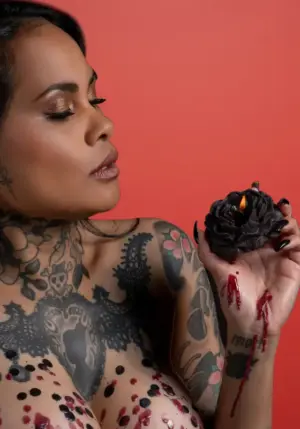 Taboom - Rózsás testgyertya